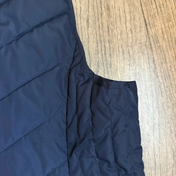 Talbots Navy Quilted Vest with Pink Accents - Picture 6 of 7